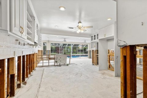 Casa en venta en Tampa, Florida, 4 dormitorios, 348.85 m2 № 1791856 - foto 10