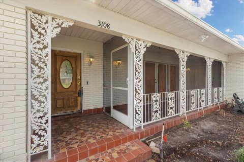 Casa en venta en Tampa, Florida, 4 dormitorios, 348.85 m2 № 1791856 - foto 8