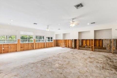 Casa en venta en Tampa, Florida, 4 dormitorios, 348.85 m2 № 1791856 - foto 17