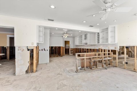 Casa en venta en Tampa, Florida, 4 dormitorios, 348.85 m2 № 1791856 - foto 14