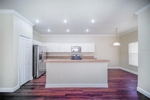 Villa ou maison à louer à Orlando, Floride: 4 chambres, 240.43 m2 № 2167649 - photo 8