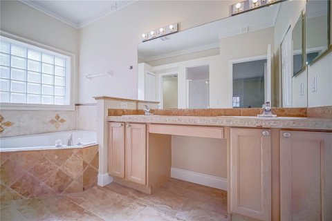 Villa ou maison à louer à Orlando, Floride: 4 chambres, 240.43 m2 № 2167649 - photo 12