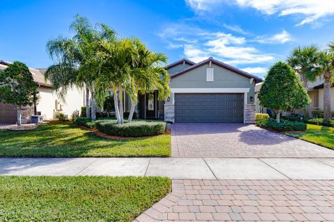 Villa ou maison à vendre à Port St. Lucie, Floride: 3 chambres, 182.46 m2 № 2087549 - photo 2