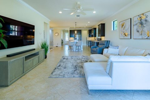 Villa ou maison à vendre à Port St. Lucie, Floride: 3 chambres, 182.46 m2 № 2087549 - photo 19