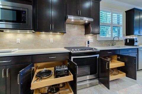 Villa ou maison à vendre à Port St. Lucie, Floride: 3 chambres, 182.46 m2 № 2087549 - photo 11