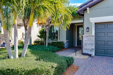 Villa ou maison à vendre à Port St. Lucie, Floride: 3 chambres, 182.46 m2 № 2087549 - photo 3