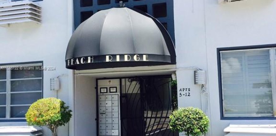 Condo in Fort Lauderdale, Florida, 1 bedroom № 1709970