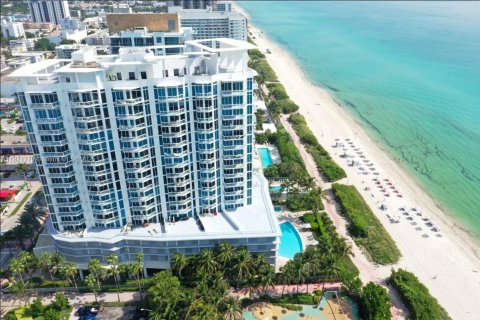 Condo in Miami Beach, Florida, 1 bedroom  № 1920165 - photo 18