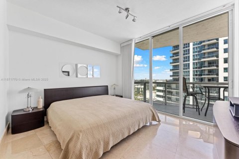 Condo in Miami Beach, Florida, 1 bedroom  № 1920165 - photo 8