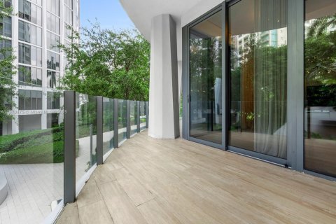 Condominio en venta en Miami, Florida, 3 dormitorios, 155.98 m2 № 1928346 - foto 23