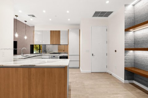 Condominio en venta en Miami, Florida, 3 dormitorios, 155.98 m2 № 1928346 - foto 3