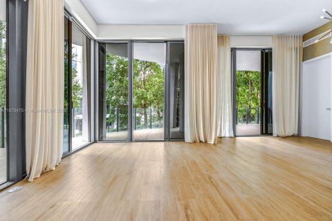 Condominio en venta en Miami, Florida, 3 dormitorios, 155.98 m2 № 1928346 - foto 9