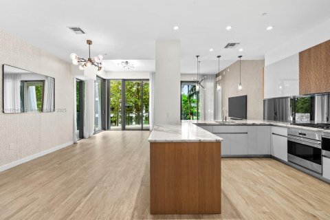 Condominio en venta en Miami, Florida, 3 dormitorios, 155.98 m2 № 1928346 - foto 5