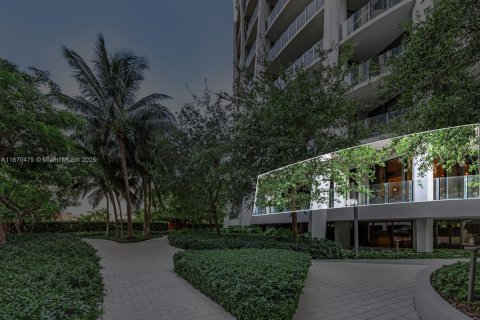 Condominio en venta en Miami, Florida, 3 dormitorios, 155.98 m2 № 1928346 - foto 2