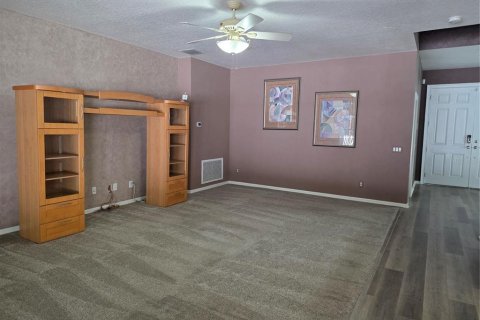 Villa ou maison à vendre à New Port Richey, Floride: 5 chambres, 335.19 m2 № 2433217 - photo 9