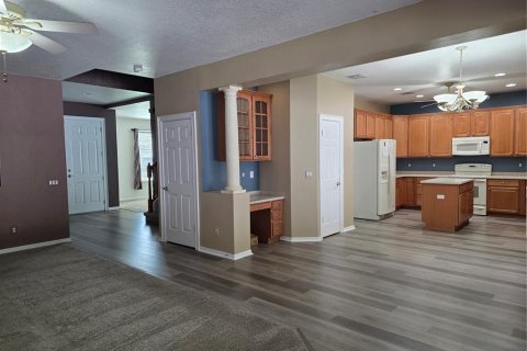 Villa ou maison à vendre à New Port Richey, Floride: 5 chambres, 335.19 m2 № 2433217 - photo 15