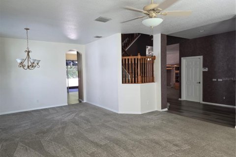 Villa ou maison à vendre à New Port Richey, Floride: 5 chambres, 335.19 m2 № 2433217 - photo 17