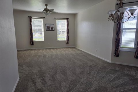 Villa ou maison à vendre à New Port Richey, Floride: 5 chambres, 335.19 m2 № 2433217 - photo 21