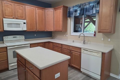 Villa ou maison à vendre à New Port Richey, Floride: 5 chambres, 335.19 m2 № 2433217 - photo 12