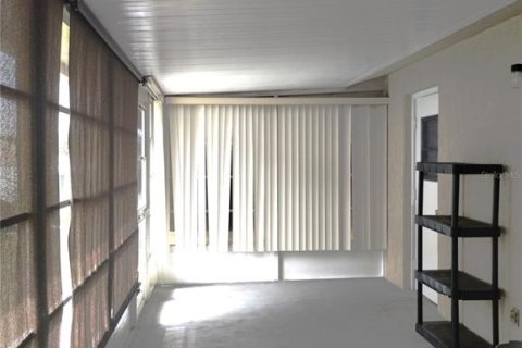 Condo in Winter Haven, Florida, 2 bedrooms  № 1841814 - photo 12