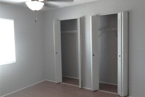 Condo in Winter Haven, Florida, 2 bedrooms  № 1841814 - photo 9