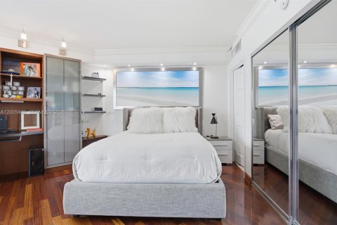 Condominio en alquiler en Sunny Isles Beach, Florida, 3 dormitorios, 217.39 m2 № 2076602 - foto 22