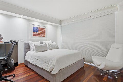 Condominio en alquiler en Sunny Isles Beach, Florida, 3 dormitorios, 217.39 m2 № 2076602 - foto 25