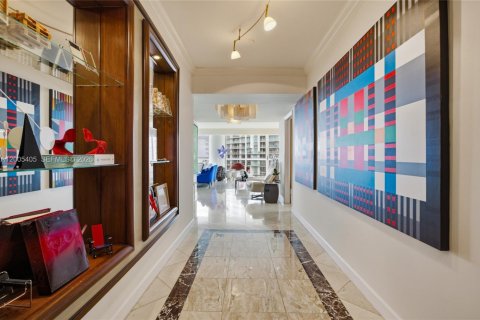 Condominio en alquiler en Sunny Isles Beach, Florida, 3 dormitorios, 217.39 m2 № 2076602 - foto 11