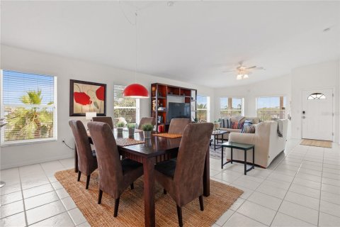 Condo in Indian Rocks Beach, Florida, 2 bedrooms  № 1900788 - photo 21