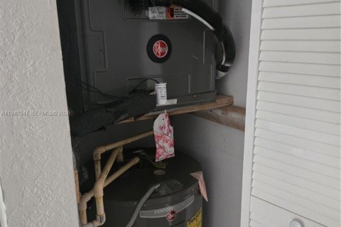 Снять в аренду виллу или дом в Майами, Флорида 3 спальни, 220.18м2, № 1998275 - фото 23