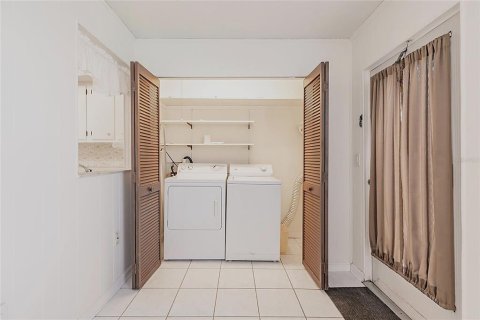 Condominio en venta en Port Charlotte, Florida, 2 dormitorios, 89.65 m2 № 1688413 - foto 18