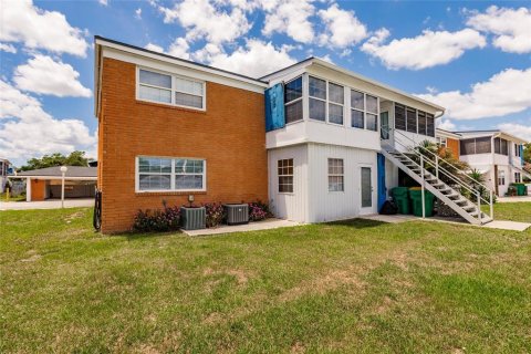 Condominio en venta en Port Charlotte, Florida, 2 dormitorios, 89.65 m2 № 1688413 - foto 20