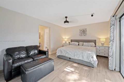 Villa ou maison à vendre à Miami, Floride: 3 chambres, 139.82 m2 № 1954052 - photo 11