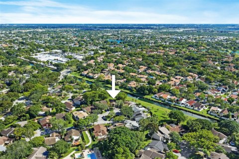 Villa ou maison à vendre à Miami, Floride: 3 chambres, 139.82 m2 № 1954052 - photo 5