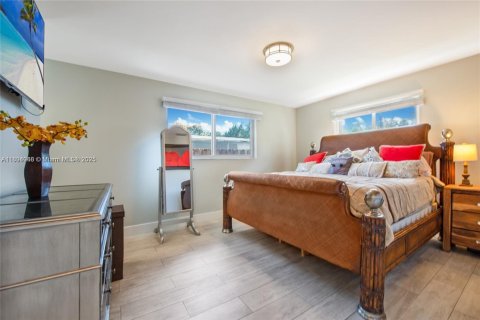 Villa ou maison à louer à Miami, Floride: 3 chambres, 150.13 m2 № 1945995 - photo 7