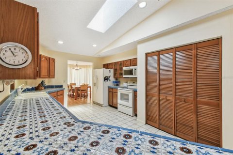House in Largo, Florida 3 bedrooms, 252.42 sq.m. № 1795020 - photo 26