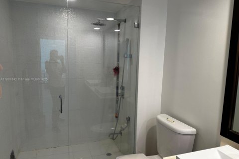 Copropriété à vendre à Miami, Floride: 1 chambre, 73.58 m2 № 1947778 - photo 16