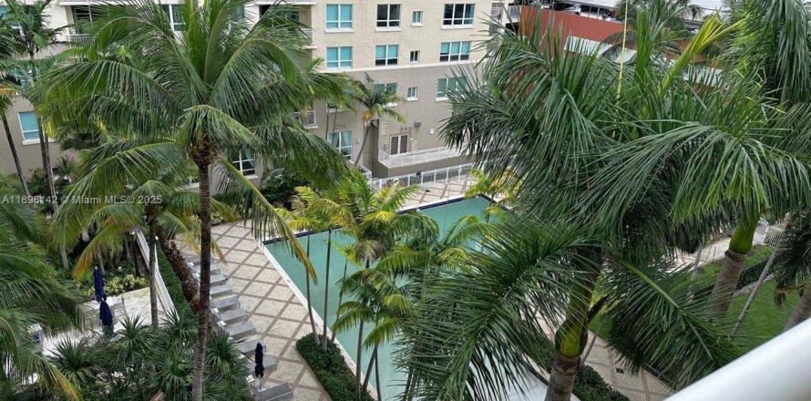 Condo à Miami, Floride, 1 chambre  № 1947778