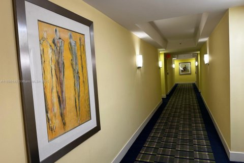 Copropriété à vendre à Miami, Floride: 1 chambre, 73.58 m2 № 1947778 - photo 19