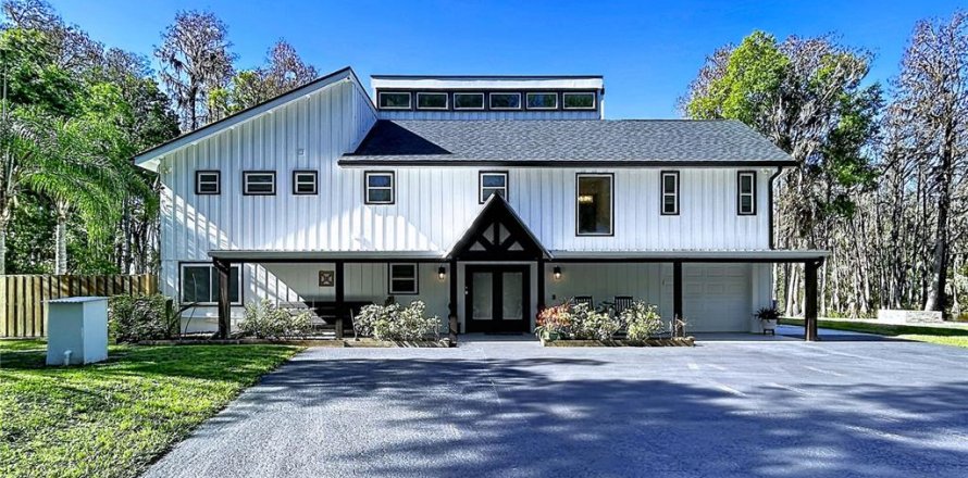 Villa ou maison à Land O' Lakes, Floride 5 chambres, 310.2 m2 № 2142299