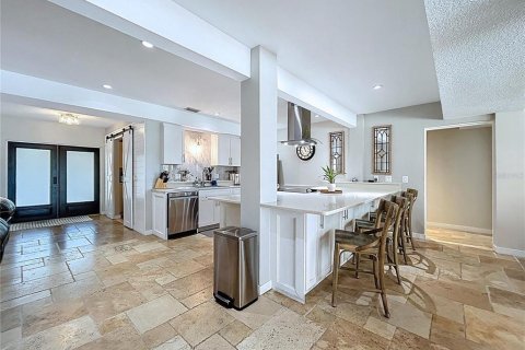 Villa ou maison à vendre à Land O' Lakes, Floride: 5 chambres, 310.2 m2 № 2142299 - photo 8