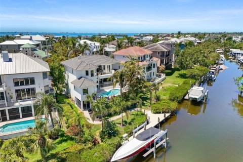 Villa ou maison à vendre à Bradenton, Floride: 3 chambres, 303.51 m2 № 1910825 - photo 2