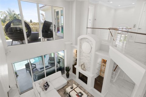 Villa ou maison à vendre à Bradenton, Floride: 3 chambres, 303.51 m2 № 1910825 - photo 10