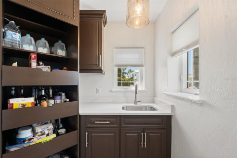 Villa ou maison à vendre à Bradenton, Floride: 3 chambres, 303.51 m2 № 1910825 - photo 21