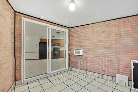 House in Hudson, Florida 2 bedrooms, 86.4 sq.m. № 2122310 - photo 20