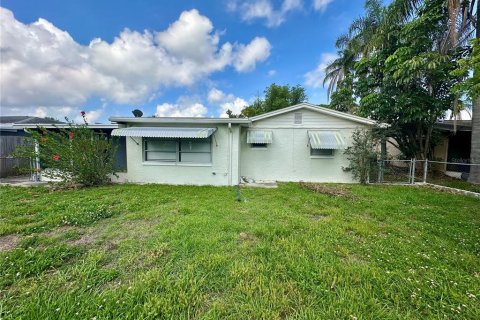 Casa en venta en Port Richey, Florida, 2 dormitorios, 114.08 m2 № 1743228 - foto 20