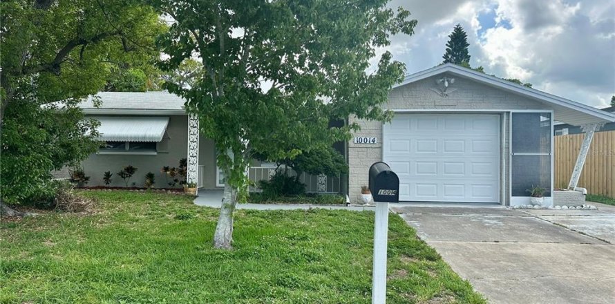 Casa en Port Richey, Florida 2 dormitorios, 114.08 m2 № 1743228