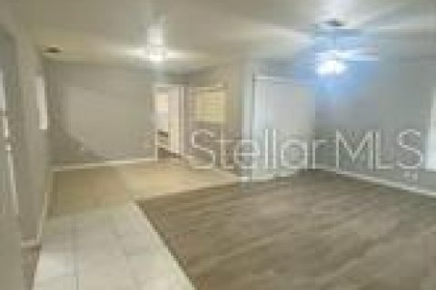 Casa en venta en Poinciana, Florida, 3 dormitorios, 115.66 m2 № 1655913 - foto 4