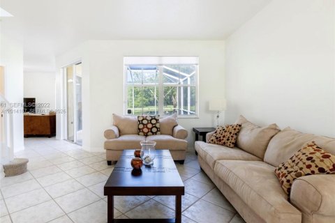 Casa en alquiler en Weston, Florida, 4 dormitorios, 193.05 m2 № 2076386 - foto 4