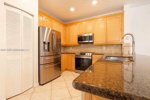 Casa en alquiler en Weston, Florida, 4 dormitorios, 193.05 m2 № 2076386 - foto 6